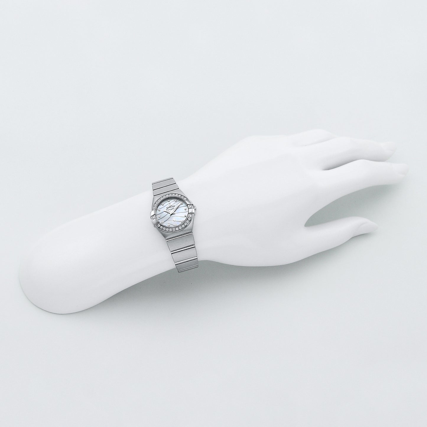 OMEGA 123.15.24.60.57.001